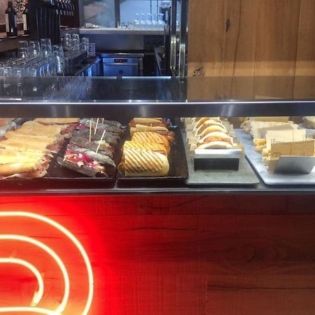 Bearan Bar & Rooms بنبلونة المظهر الخارجي الصورة